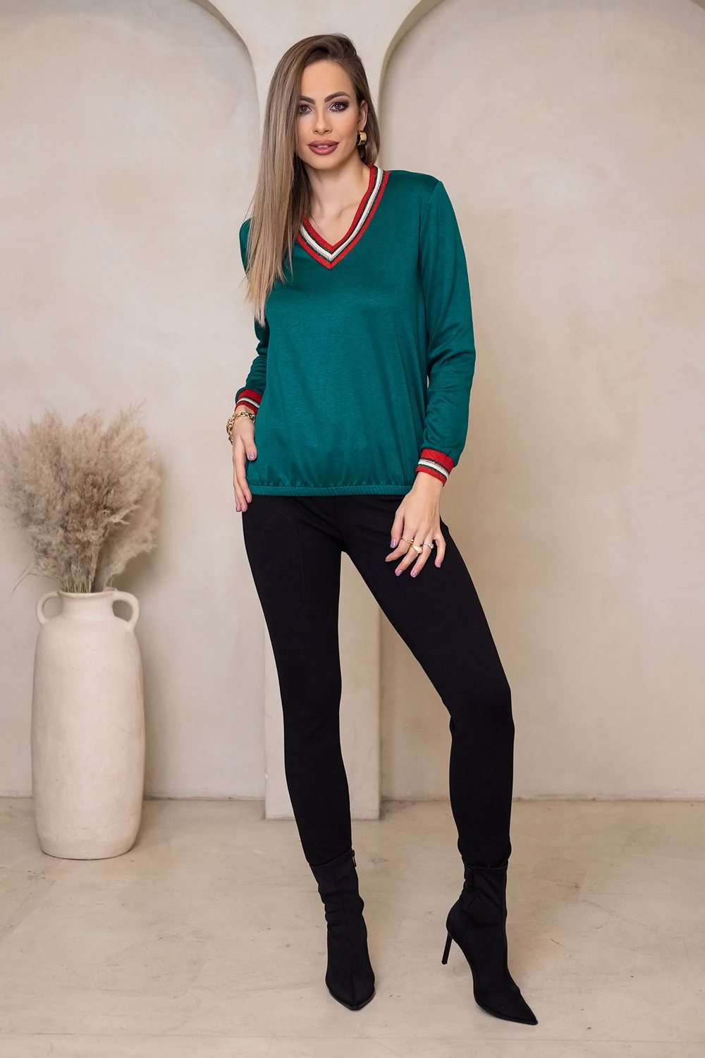 Róma felső - fenyő pirossal Róma felső - fenyő pirossal