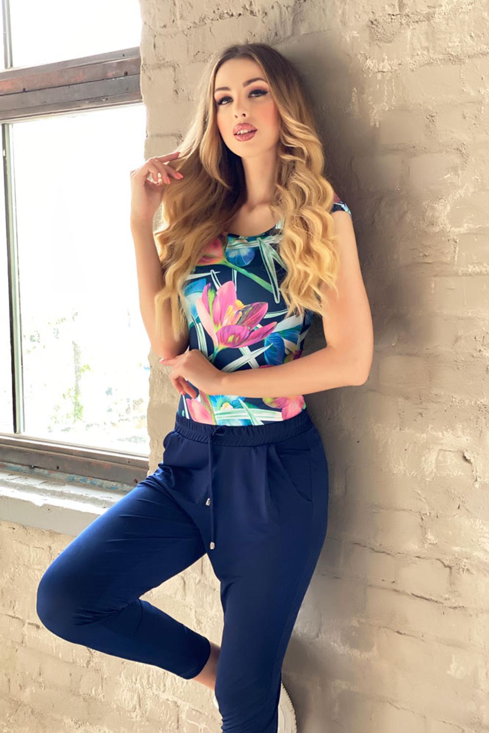 Elena top - Élénk virágok